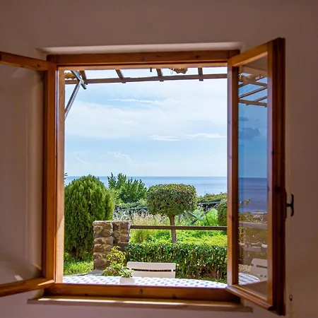 Casa Ariel Per 4, A Pochi Passi Dalla Iun R0963